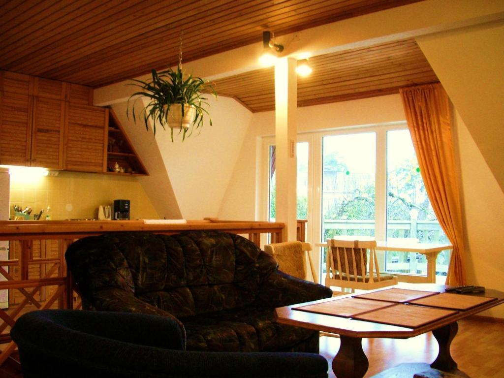 Maenni Guesthouse Haapsalu Quarto foto